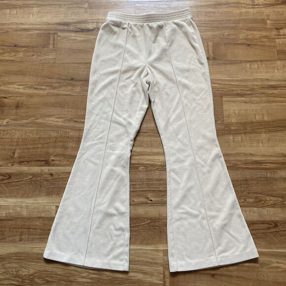 AERIE M Groove On Velour Ribbed Flare High Waisted Pull On Pant Cream Hippie 70s - Picture 1 of 16